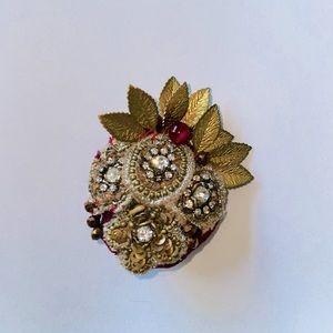 Chico’s Flower Shaped Bejeweled Brooch NWT
